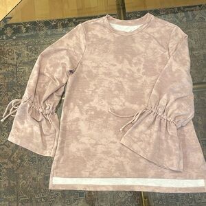 Light Mauve Tie-Dye Bell Sleeve Swearshirt